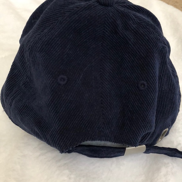 Gap corduroy hat - Picture 3 of 4